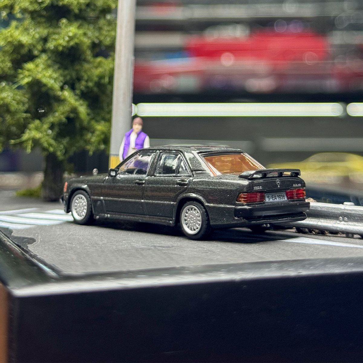 TW Diecast 1/64 Scale Mercedes - Car Care 评论和价格