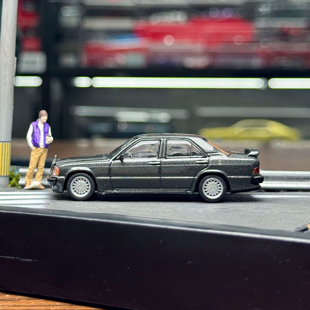TW Diecast 1/64 Scale Mercedes - Car Care 评论和价格